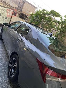 هیوندای ئەلەنترا